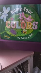 ? Book Review: Name Your Colors (and Critters, too!) (FlipFlap Board Book)