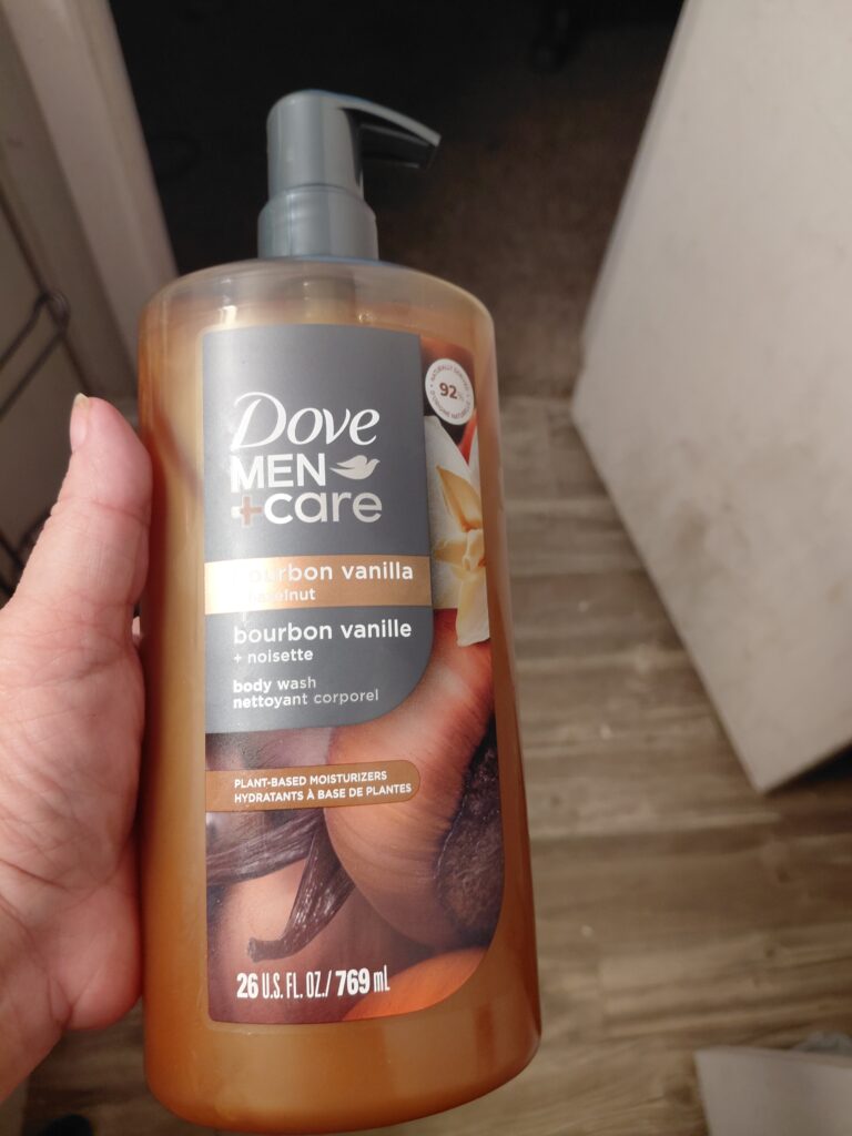 Dove Men+Care Bourbon Vanilla + Hazelnut Body Wash Review